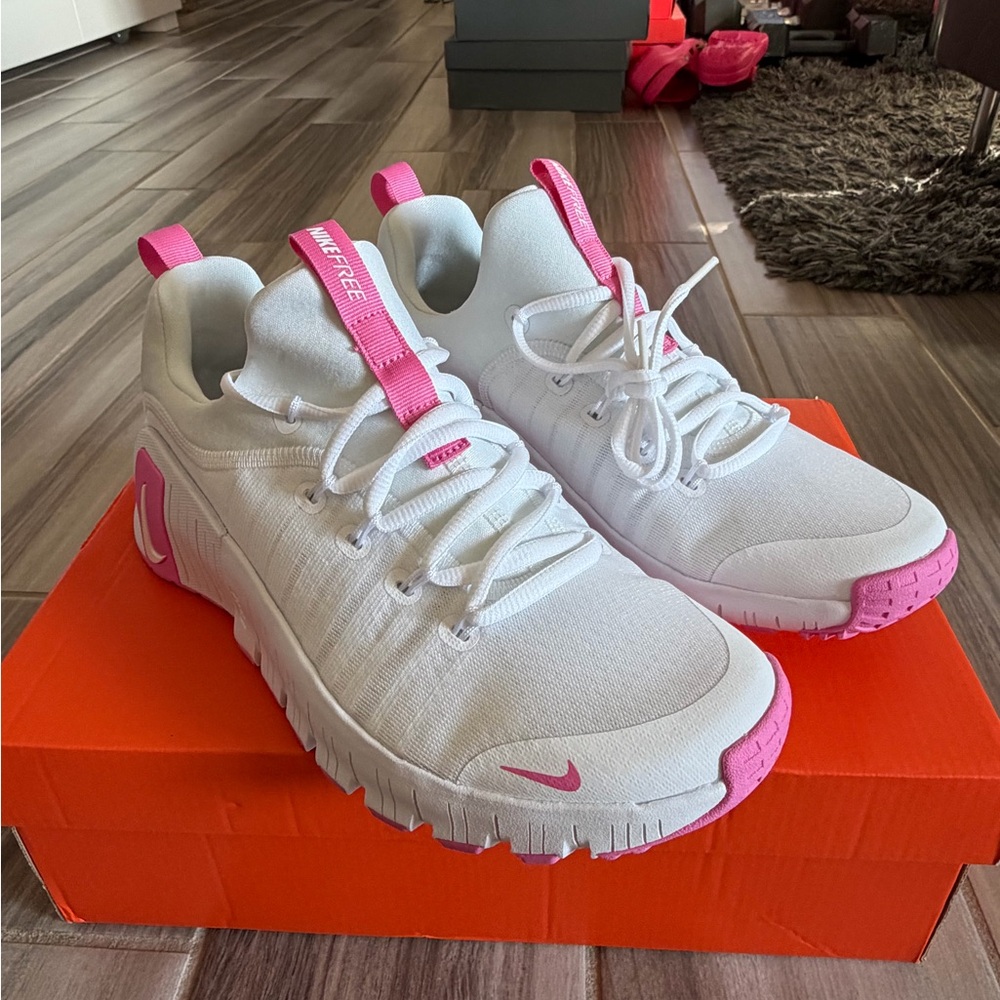 Women’s Nine Free Metcon 6 Training Shoes - White Pink FJ7126 109 - Picture 4 of 8